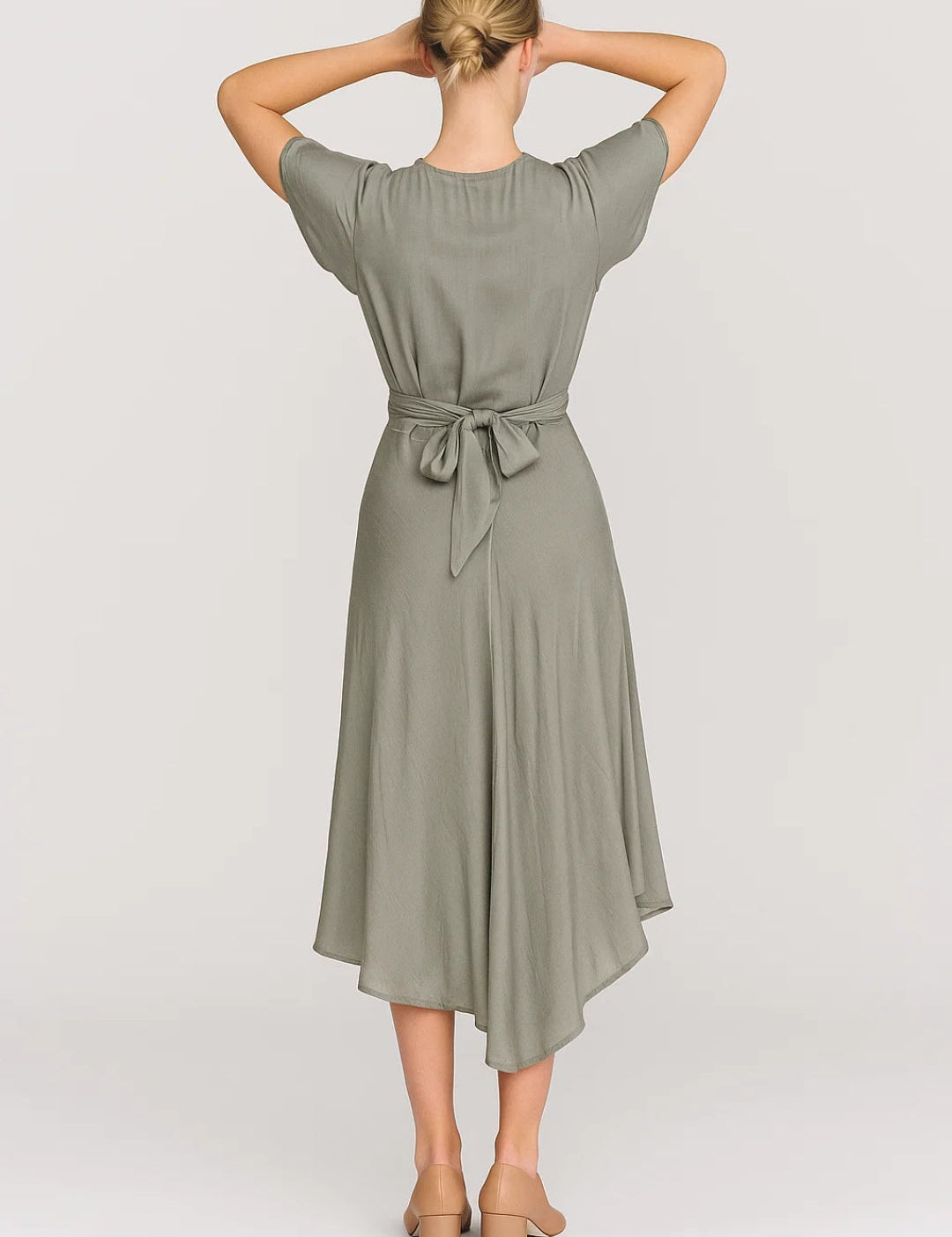 Asymmetric_Midi_Dress_with_Twist_Detail_-_Elara_6.jpg