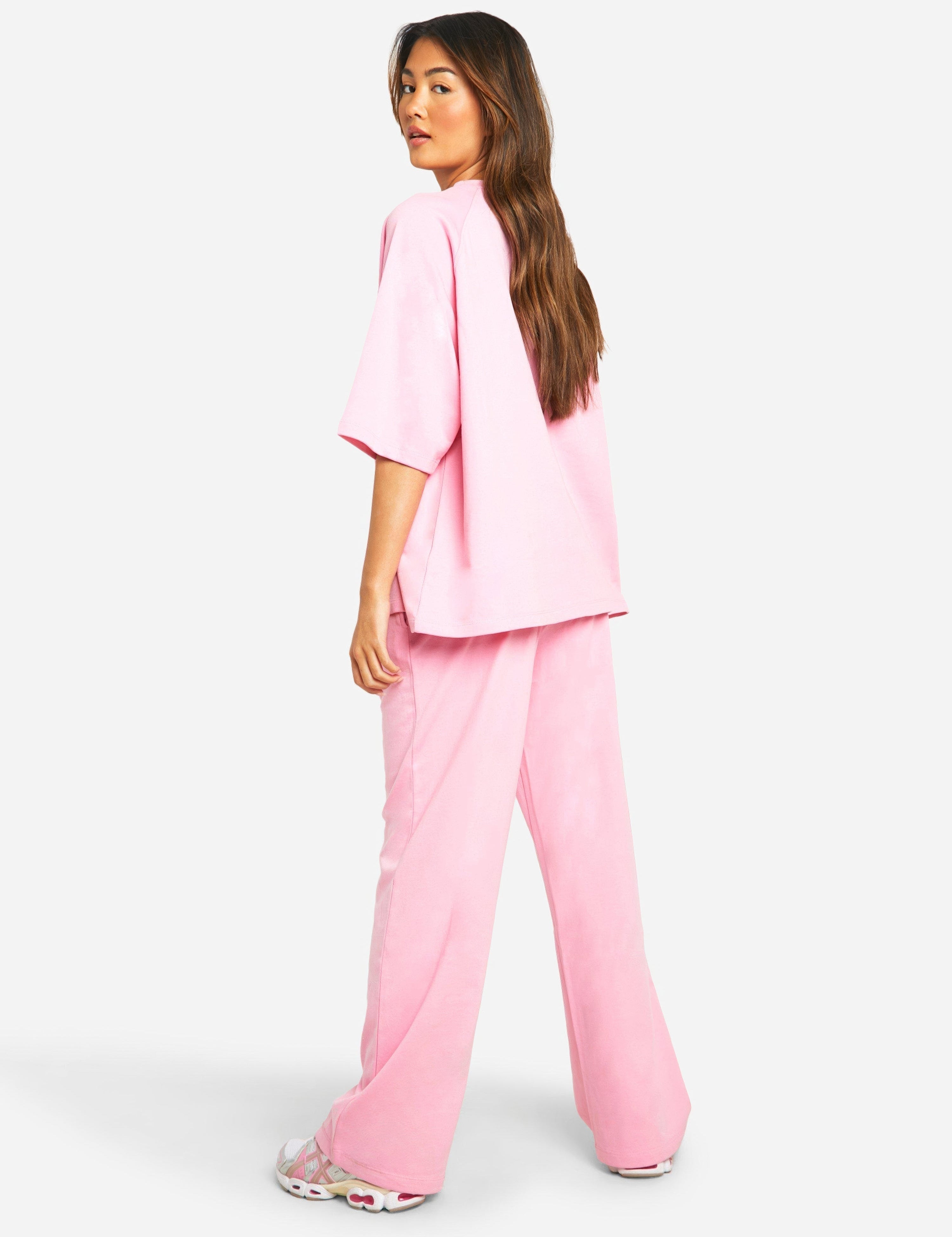 Effortlessly_Stylish_Two-Piece_Set_-_Mila_8.jpg