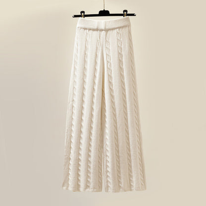 Knitted lounge set with vest - Aurelia