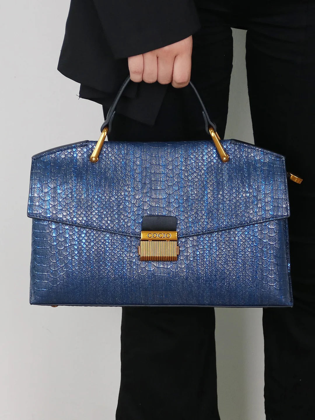 Luxury Croc-Effect Handbag - Valentina