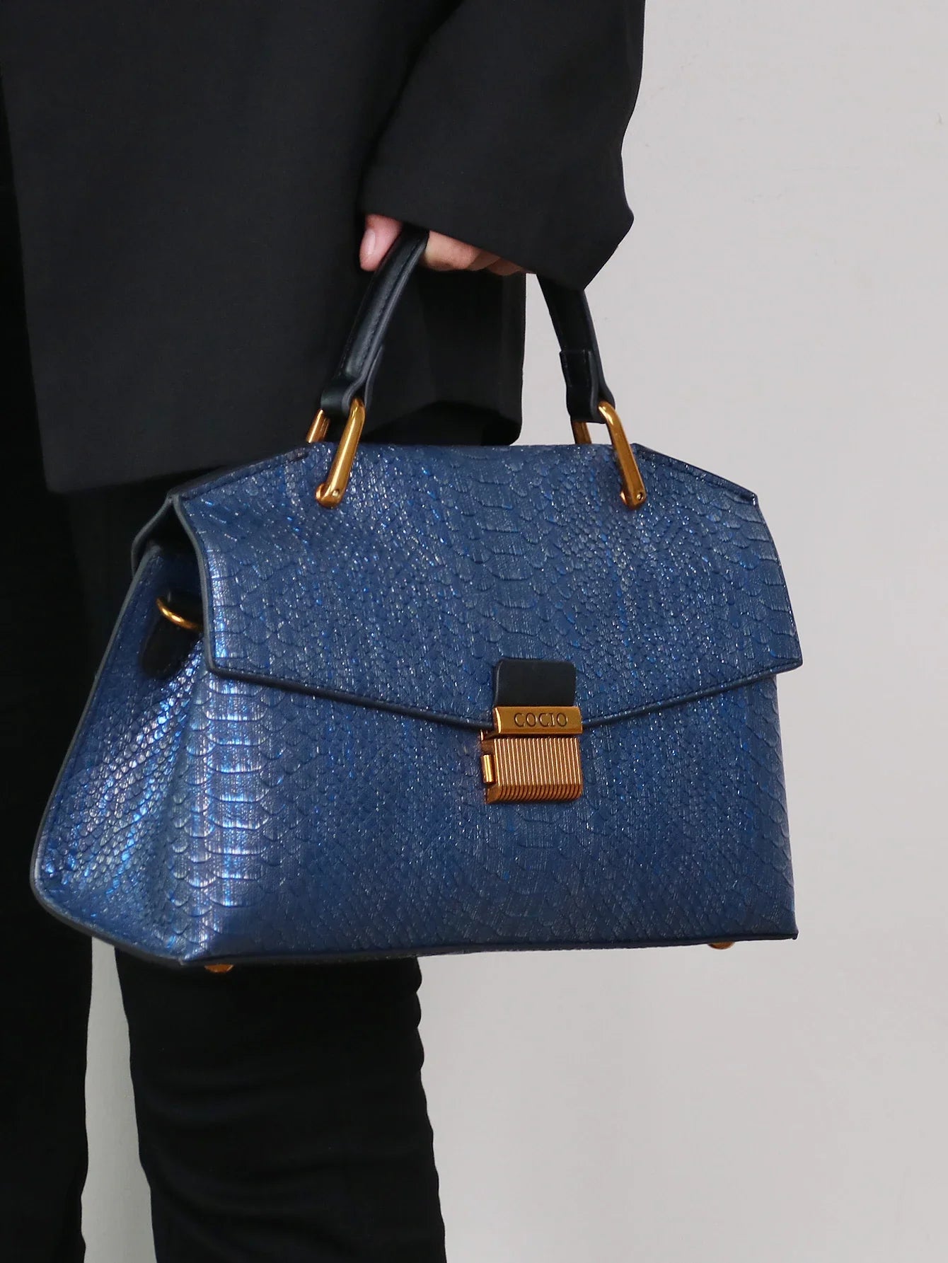 Luxury Croc-Effect Handbag - Valentina