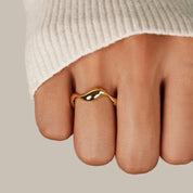 Minimalist Open Ring - Luna