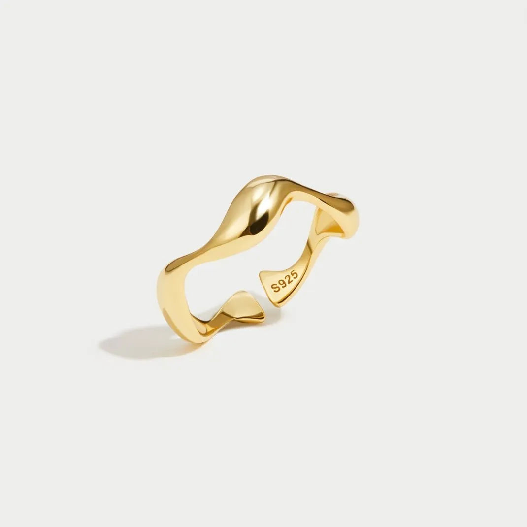 Minimalist Open Ring - Luna