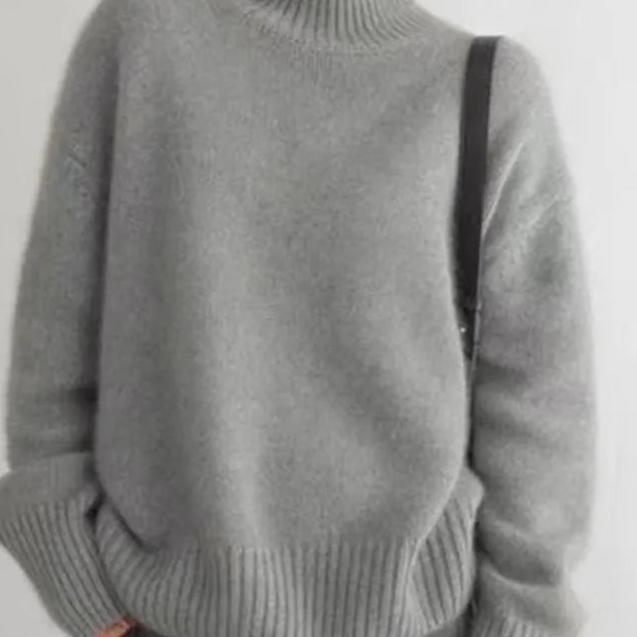 Oversized soft knit turtleneck - Valérie