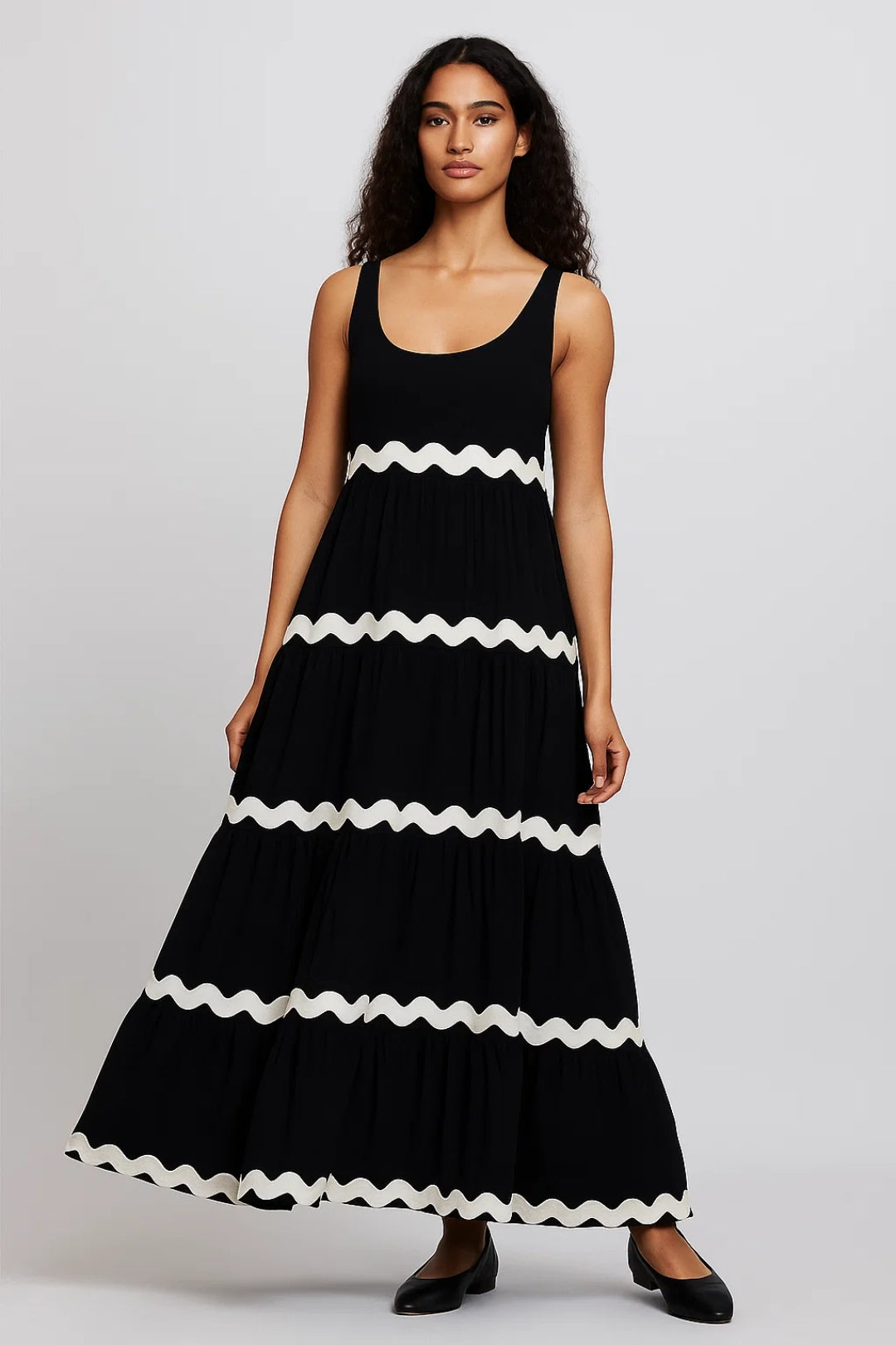 Sleeveless Maxi Dress with Wavy Contrast Details - Sophie